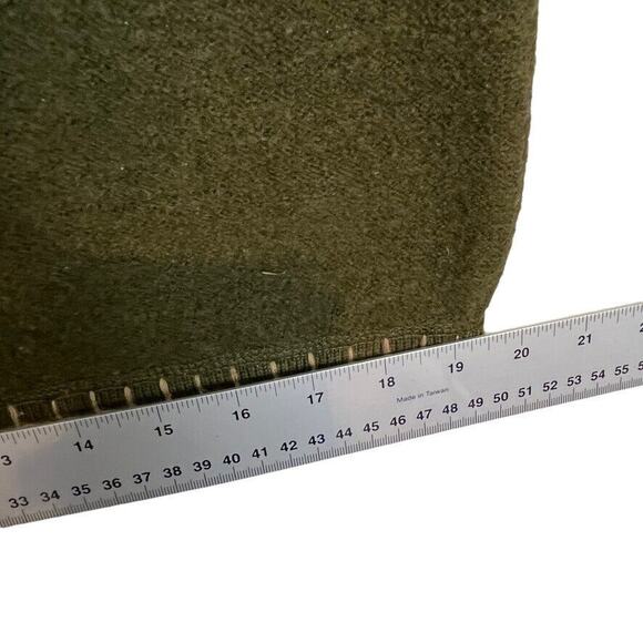 Wool Sweater Vest Fall Leaves Women Vintage Size Medium Has Hole Green Autumn - Picture 5 of 16